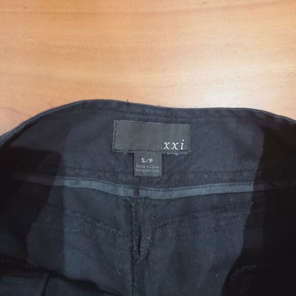 Vintage Black Linen Shorts - Picture 15 of 16